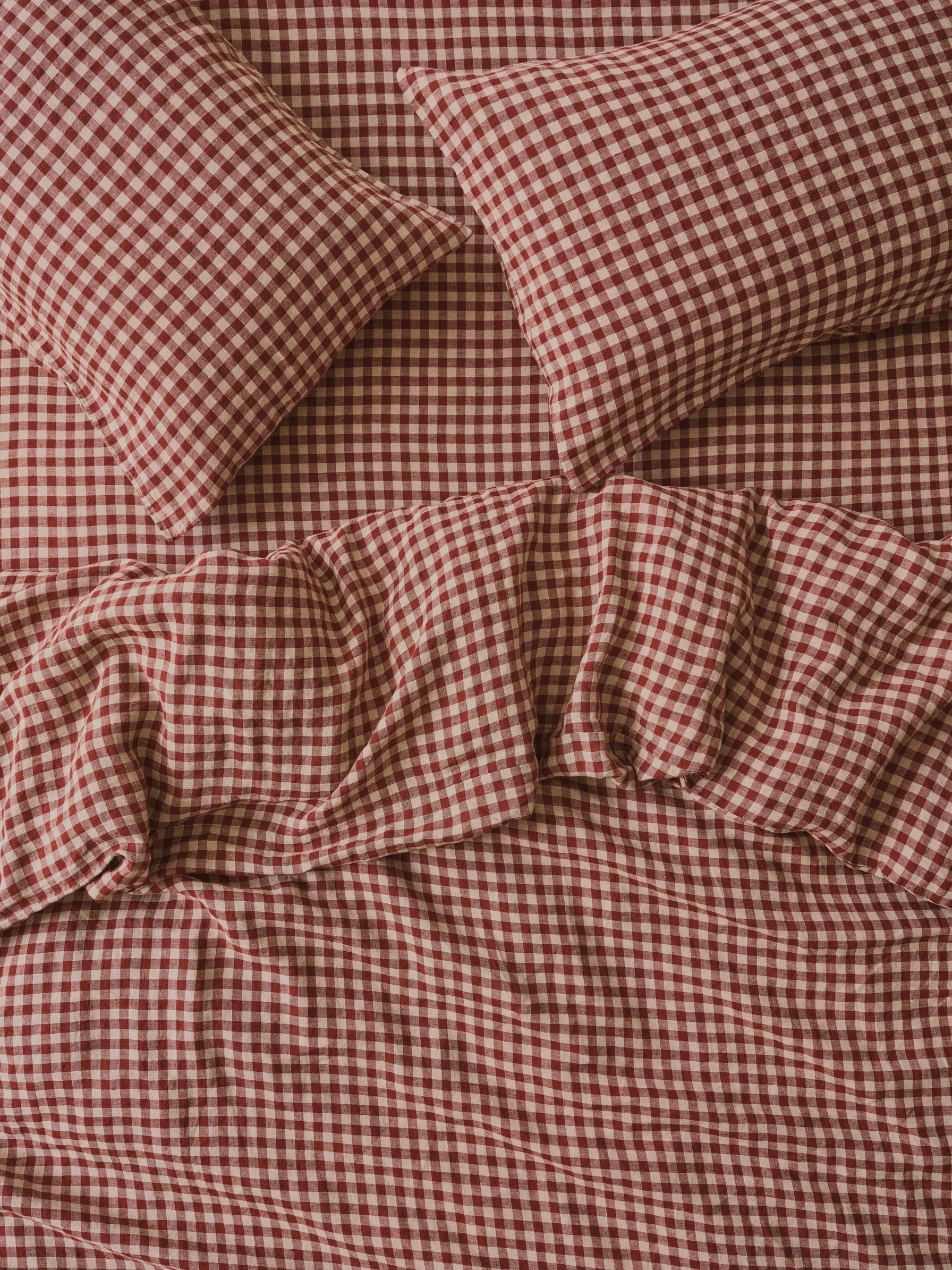 OH_RHUBARB_OATMEAL_GINGHAM_471_copy.jpg