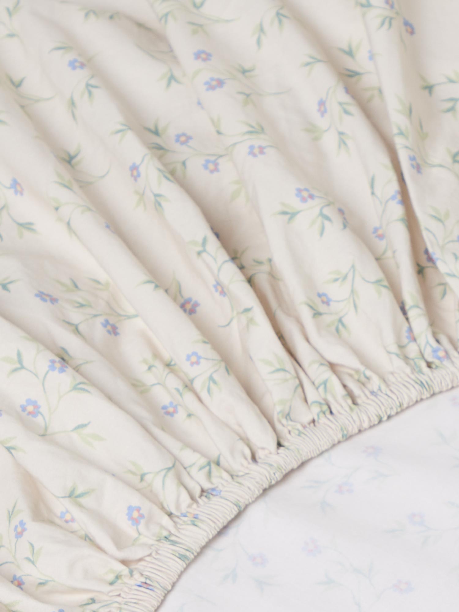 Spring-Sprig-CottonSpring-SprigFITTED-SHEET_copy.jpg
